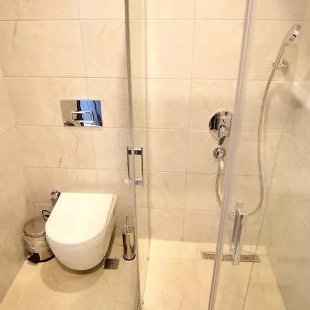 Aerohub Grand 4* Arnavutköy