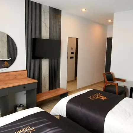 Aerohub Grand
