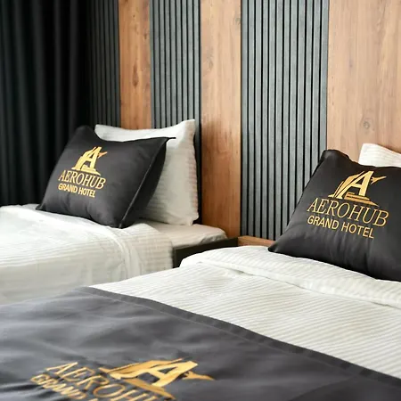 Aerohub Grand Szálloda 4*